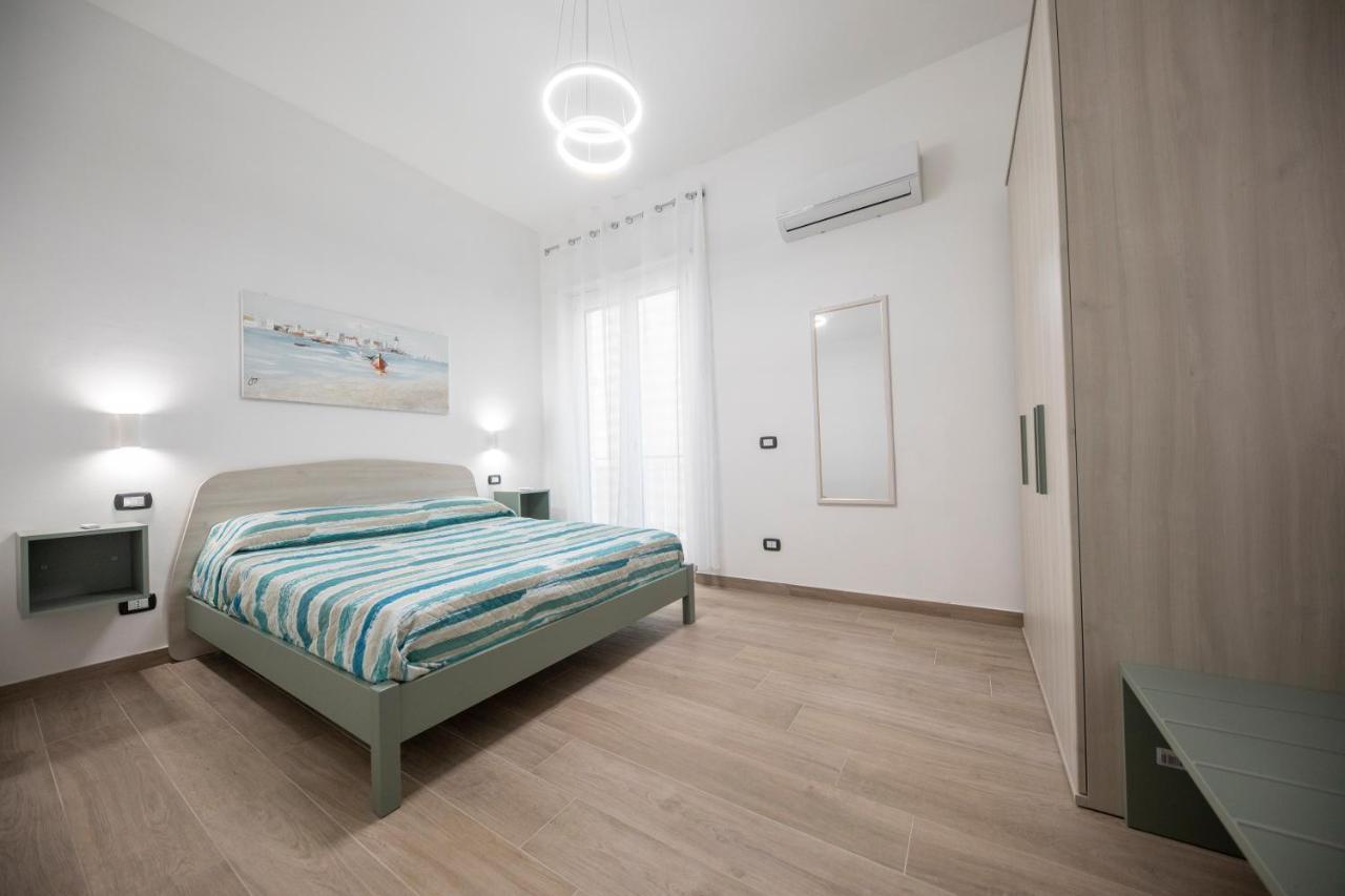 Trinacria Apartments Чефалу Экстерьер фото